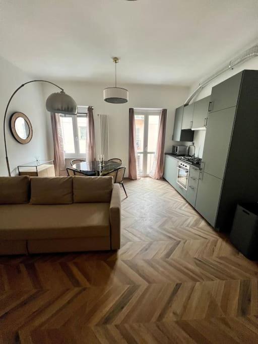 Casa Sassari - Vicino Porta Susa F.S. Torino Dış mekan fotoğraf